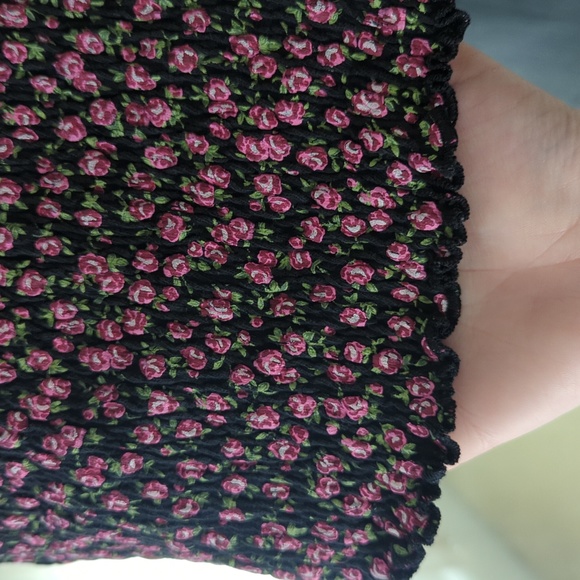 Vintage 90s Y2K Barbiecore Rose Print Black Lace Trim Rouche Crop Top - Picture 4 of 6